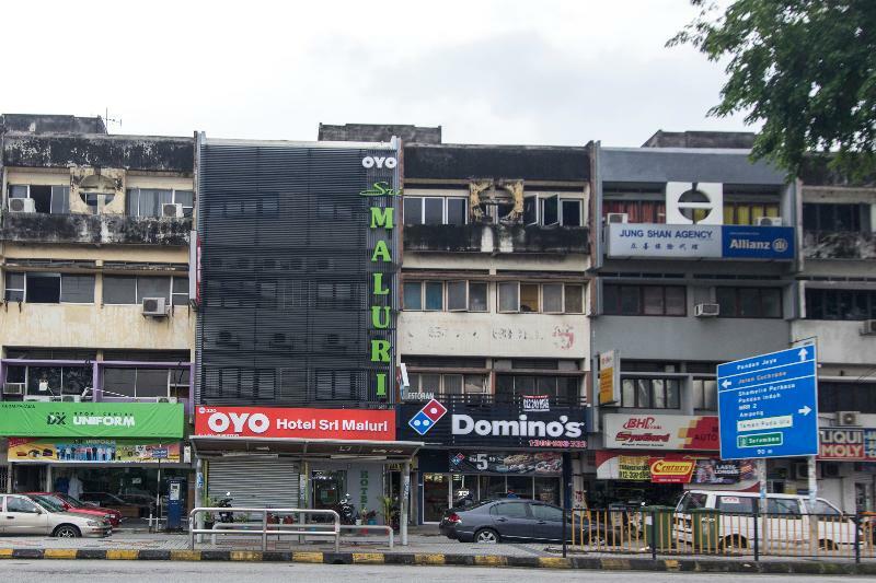 Oyo 220 Hotel Sri Maluri Kuala Lumpur Exterior photo