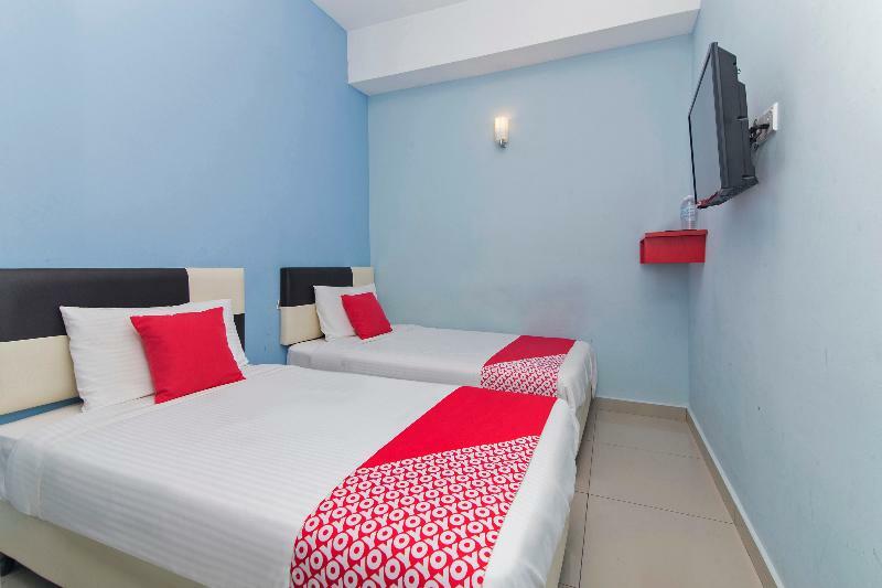 Oyo 220 Hotel Sri Maluri Kuala Lumpur Exterior photo